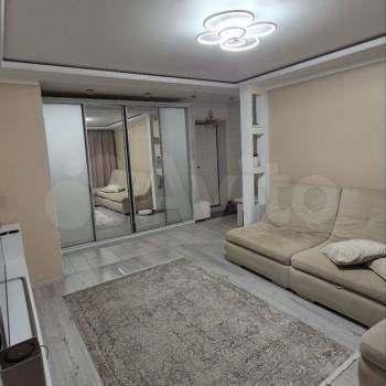 Продается 3-х комнатная квартира, 58 м²