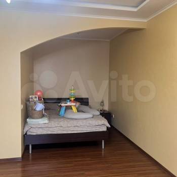 Продается 1-комнатная квартира, 50 м²