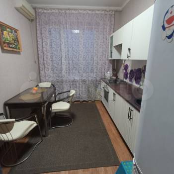 Продается 1-комнатная квартира, 45 м²