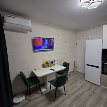 Сдается 1-комнатная квартира, 45 м²