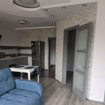 Сдается 1-комнатная квартира, 53 м²