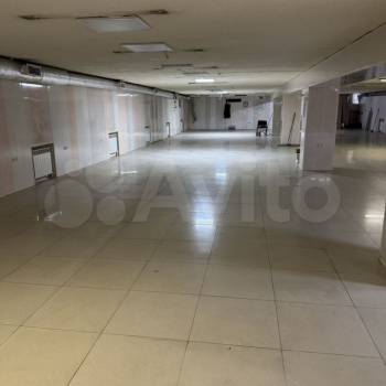 Сдается Нежилое помещение, 500 м²