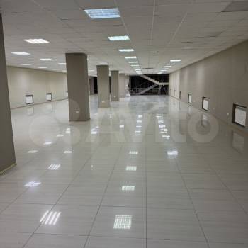 Сдается Нежилое помещение, 500 м²