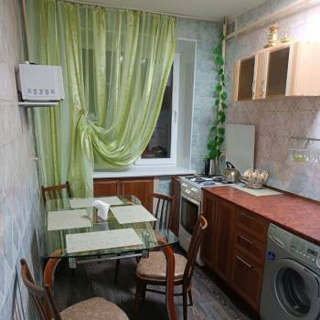 Сдается 1-комнатная квартира, 38 м²