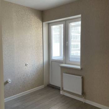 Продается 1-комнатная квартира, 37 м²