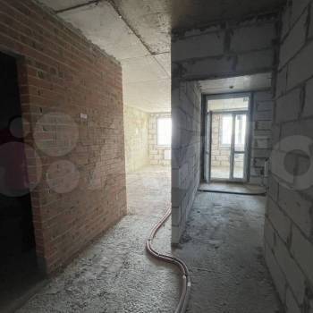 Продается 1-комнатная квартира, 42 м²