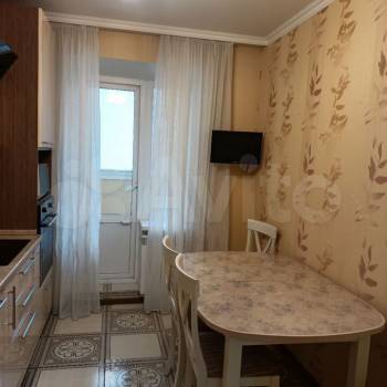 Сдается 2-х комнатная квартира, 55 м²