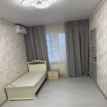 Сдается Многокомнатная квартира, 83 м²