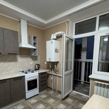 Сдается 1-комнатная квартира, 38 м²