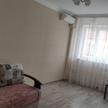 Сдается 1-комнатная квартира, 37 м²