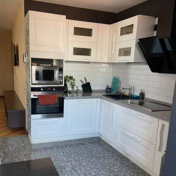 Сдается 2-х комнатная квартира, 72 м²