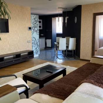 Сдается 2-х комнатная квартира, 72 м²