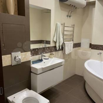 Сдается 2-х комнатная квартира, 72 м²