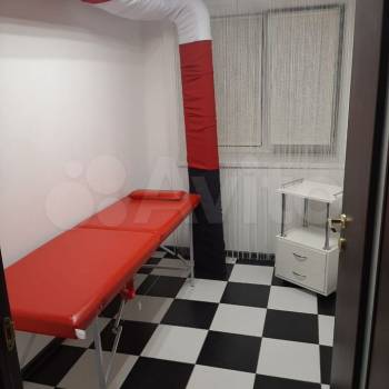 Продается Нежилое помещение, 65 м²