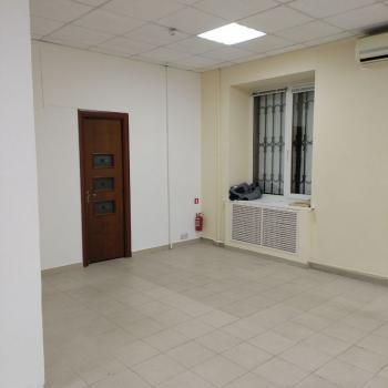 Сдается Нежилое помещение, 70 м²