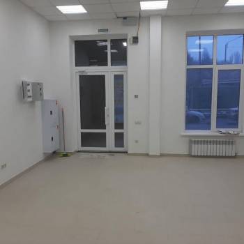 Сдается Нежилое помещение, 102 м²