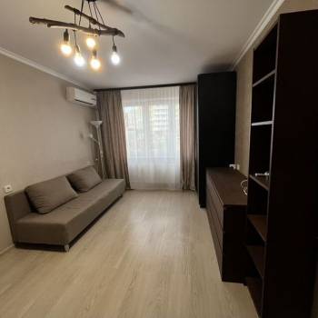 Сдается 1-комнатная квартира, 35 м²