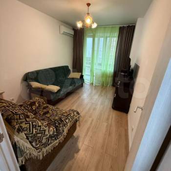 Сдается 1-комнатная квартира, 38 м²