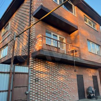 Сдается Дом, 200 м²