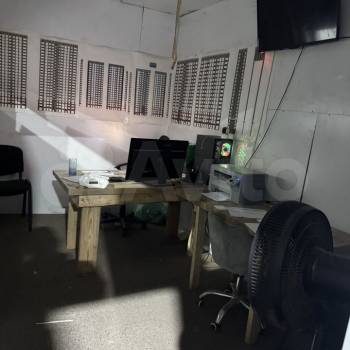 Сдается Нежилое помещение, 289 м²