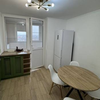 Продается 2-х комнатная квартира, 58 м²