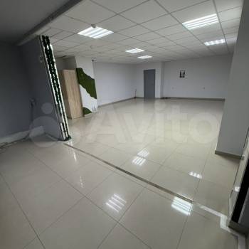 Сдается Нежилое помещение, 100 м²