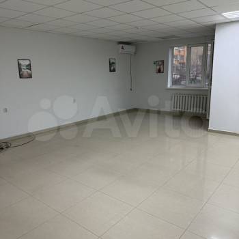 Сдается Нежилое помещение, 100 м²