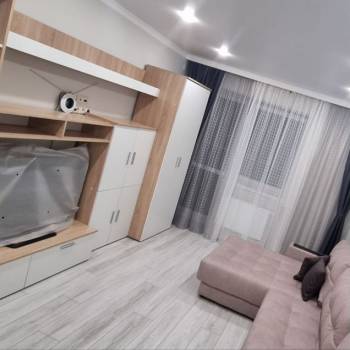 Сдается 1-комнатная квартира, 45 м²