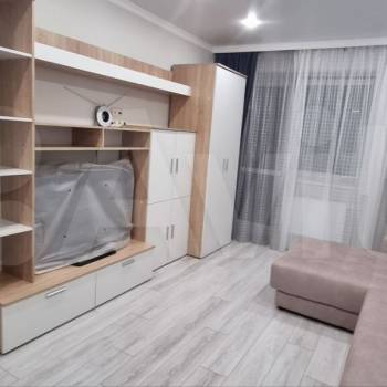 Сдается 1-комнатная квартира, 45 м²