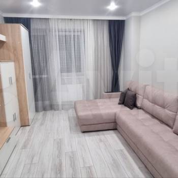 Сдается 1-комнатная квартира, 45 м²