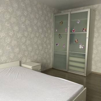 Сдается 1-комнатная квартира, 46 м²