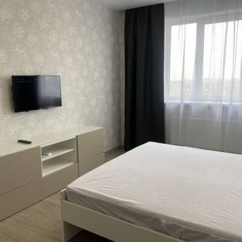 Сдается 1-комнатная квартира, 46 м²