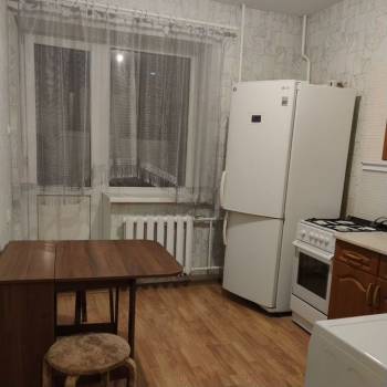 Сдается 1-комнатная квартира, 46 м²