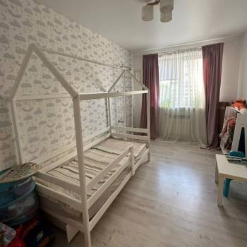 Продается Многокомнатная квартира, 79 м²
