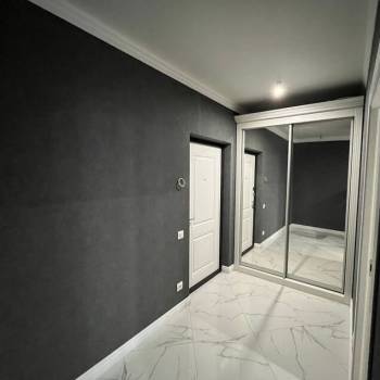 Продается 1-комнатная квартира, 40 м²