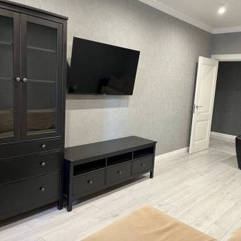 Продается 1-комнатная квартира, 40 м²