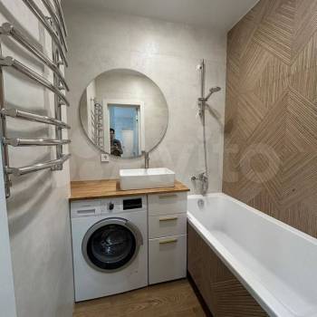 Сдается Многокомнатная квартира, 75 м²