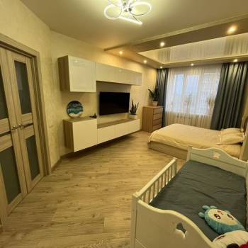 Продается 1-комнатная квартира, 38,5 м²