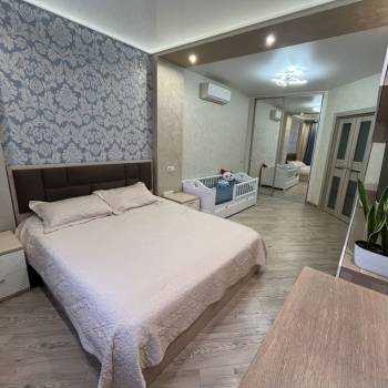 Продается 1-комнатная квартира, 38,5 м²