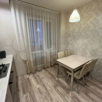 Продается 1-комнатная квартира, 38,5 м²