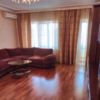 Продается 2-х комнатная квартира, 74 м²