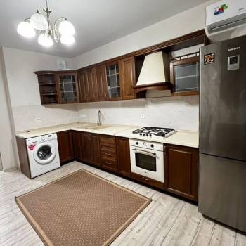 Сдается 2-х комнатная квартира, 60 м²