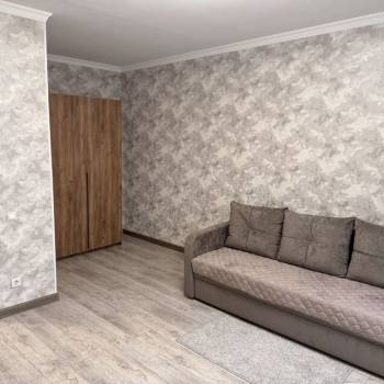 Сдается 1-комнатная квартира, 37 м²