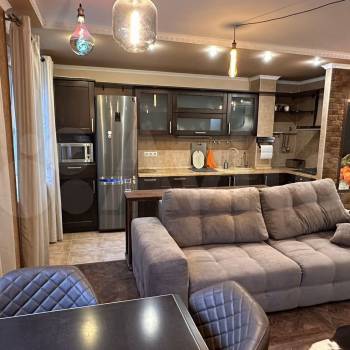 Продается 3-х комнатная квартира, 64,7 м²