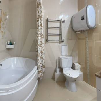 Продается 1-комнатная квартира, 44 м²