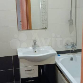 Продается 1-комнатная квартира, 43 м²