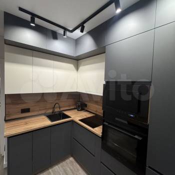 Продается 1-комнатная квартира, 35 м²