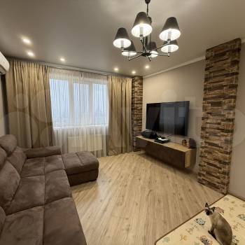 Продается 2-х комнатная квартира, 77 м²