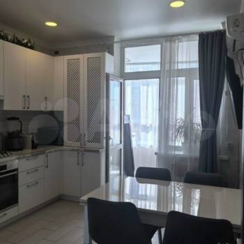 Продается 1-комнатная квартира, 46 м²