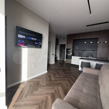 Продается 1-комнатная квартира, 50 м²